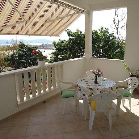 Apartment Tomy Trogir Exteriör bild