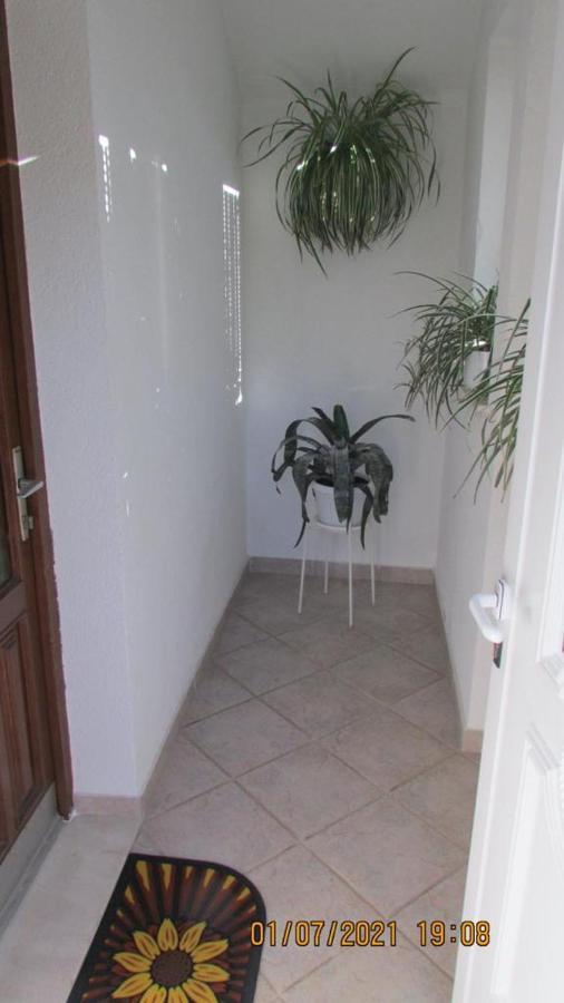 Apartment Tomy Trogir Exteriör bild