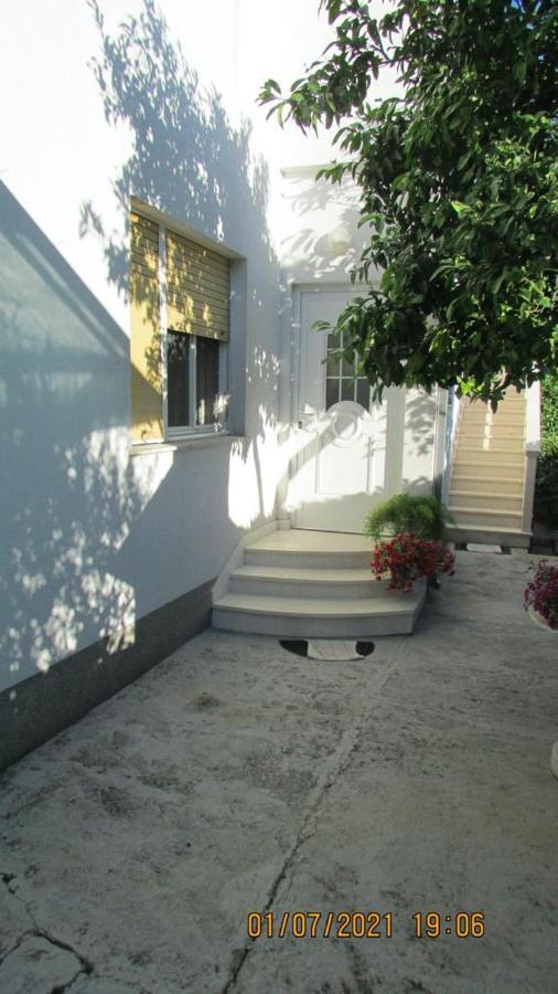 Apartment Tomy Trogir Exteriör bild