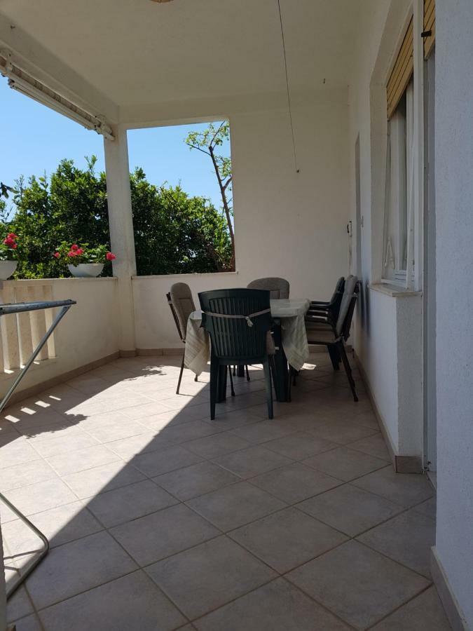 Apartment Tomy Trogir Exteriör bild